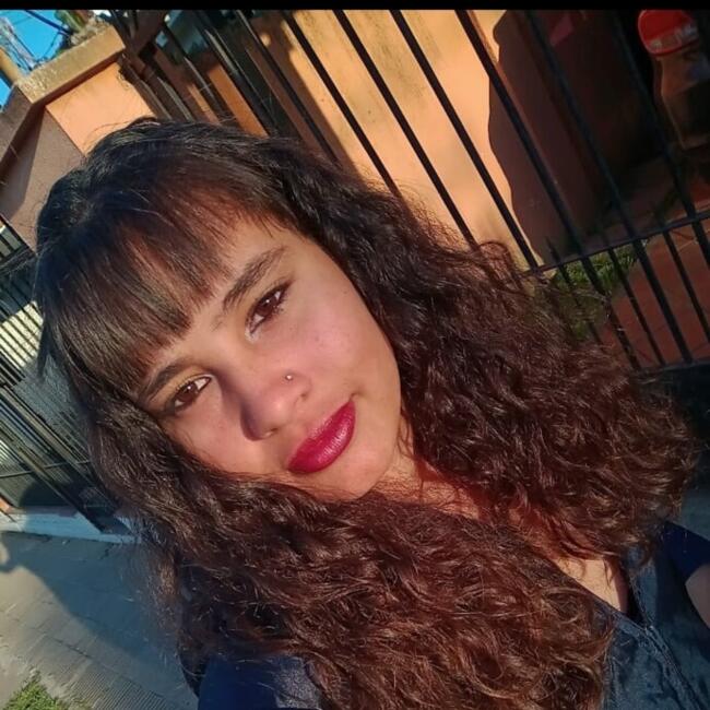 Babysitter in Almirante Brown: Kiara