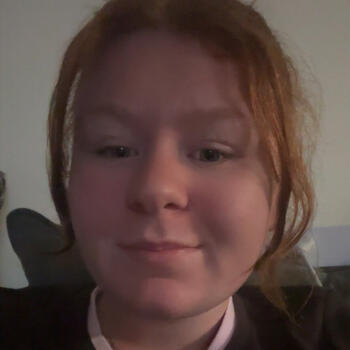 Babysitter in Yarrawonga: Ella