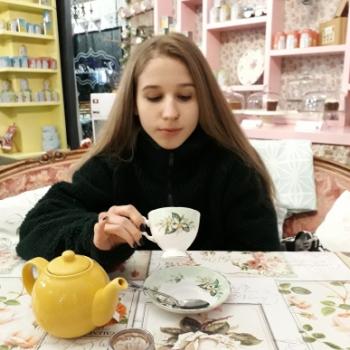 Babysitter Collombey: Lisa