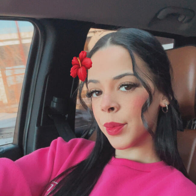 Babysitter in Cleveland: Neishka Anais