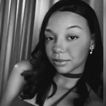 Babá em Coronel Fabriciano: Anna Maria