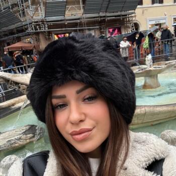 Babysitter in Reims: Francesca