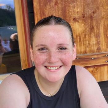 Baby-sitter in Frick: Jana