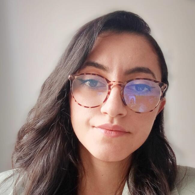 Babysitter in Boulogne-Billancourt: Zina