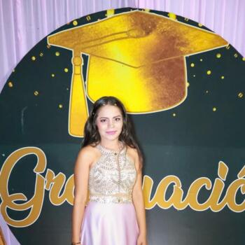 Niñera Ypané: Paty