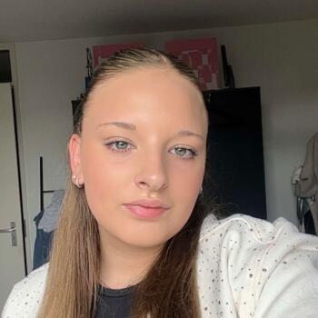 Babysitter in Veenendaal: Ynèz de jager