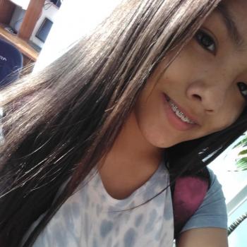 Niñera Ate: Alison