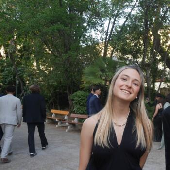 Babysitter in Aix-en-Provence: Zoé