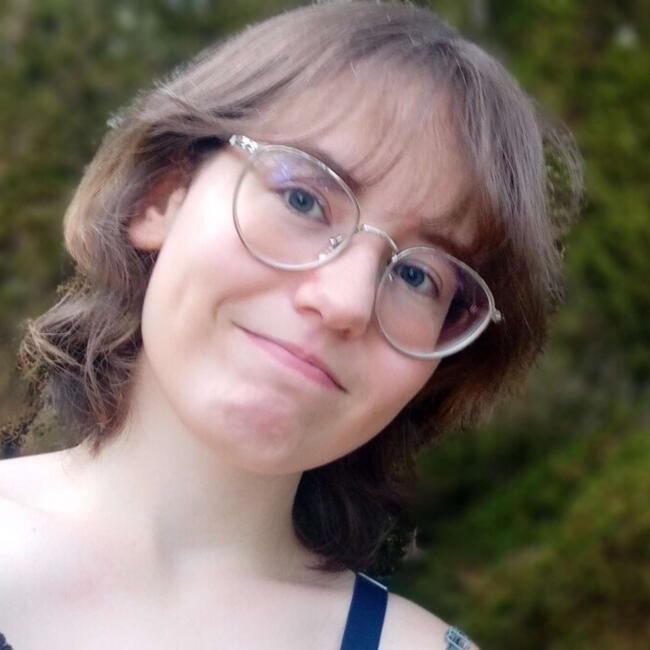Babysitter in Besançon: Léa