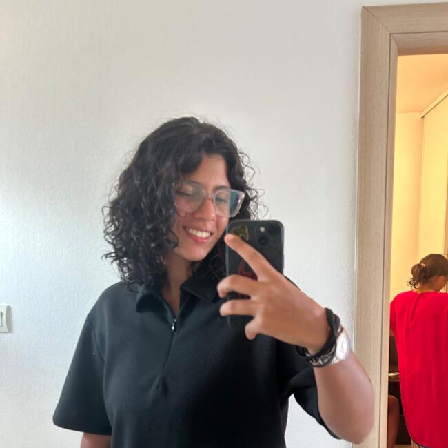 Babysitter in Osny: Maessa