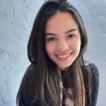 Babá em Curitiba: Giovana
