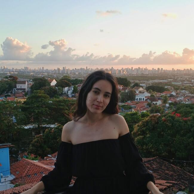 Babysitter in Paulista: Adrielly