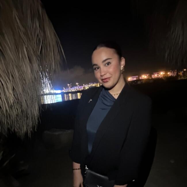 Babysitter στην περιοχή Μασσαλία: Assia