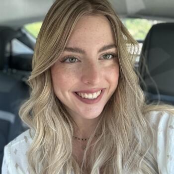 Babysitter στην περιοχή Αρτέμιδα: Δήμητρα