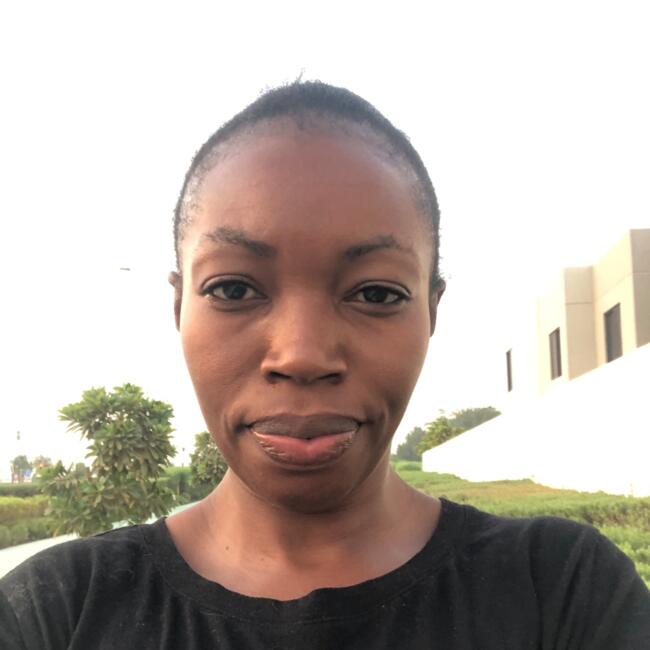 مربية أطفال في أبوظبي: Alice