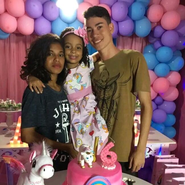 Babysitter in Olinda: Juliana