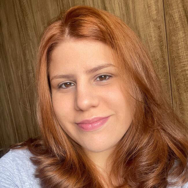 Babysitting job in São Paulo: Larissa