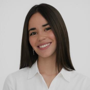 Babysitter in Buenos Aires: Agustina