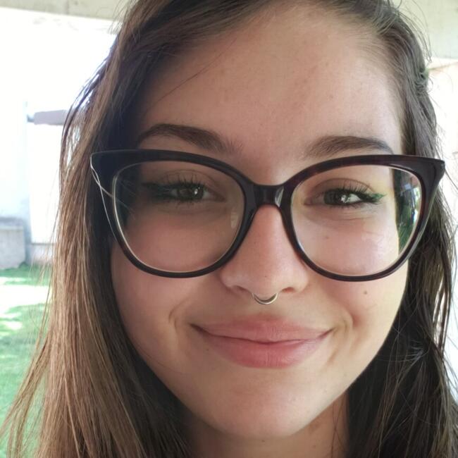 Babysitter in Nancy: Louise