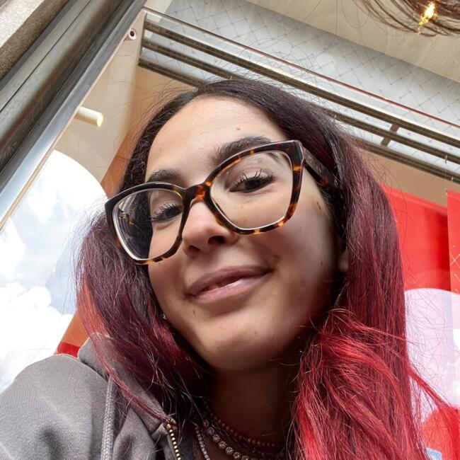 Babysitter a Besnate: Alessia