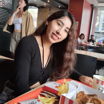 Babysitter in Ate: Erika