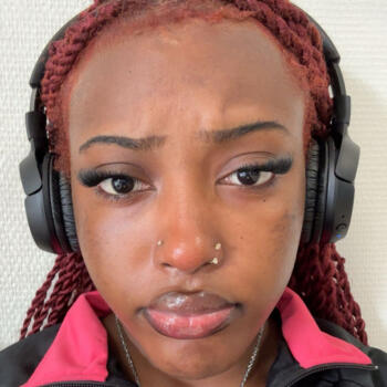 Baby-sitter Cholet: Emelline