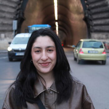Babysitter in Vienna: Javiera