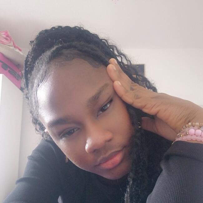 Babysitter in Gillingham: Blessing