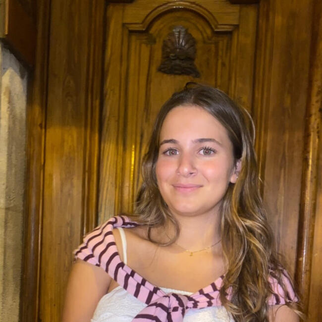 Babysitter in Girona: Berta