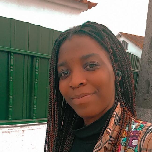 Babysitter in Golegã: Generosa