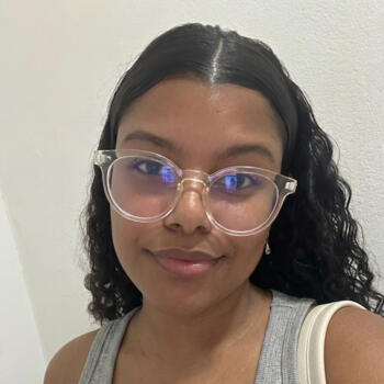 Babysitter Varginha: Nadaby