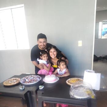 Babysitting job in Campo Grande: babysitting job Angel