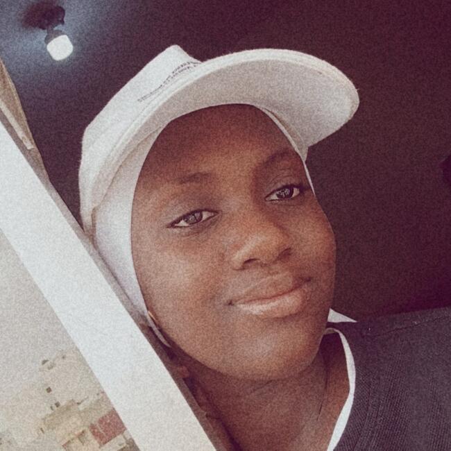 Babysitter in Dakar: Khadija