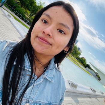 Canguro en Madrid: Mayra