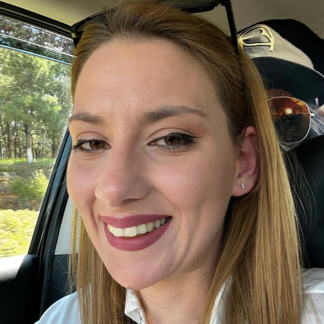 Babysitter in Trilofos: Δημητρα