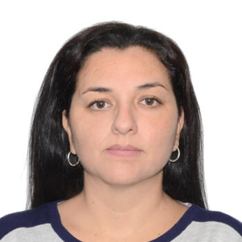 Babysitter in el Prat de Llobregat: Angela