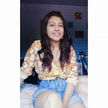 Babysitter Cartago: Cristal
