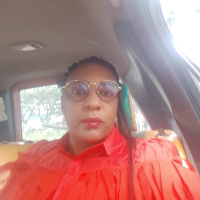 Babysitter in Ottawa: Annie