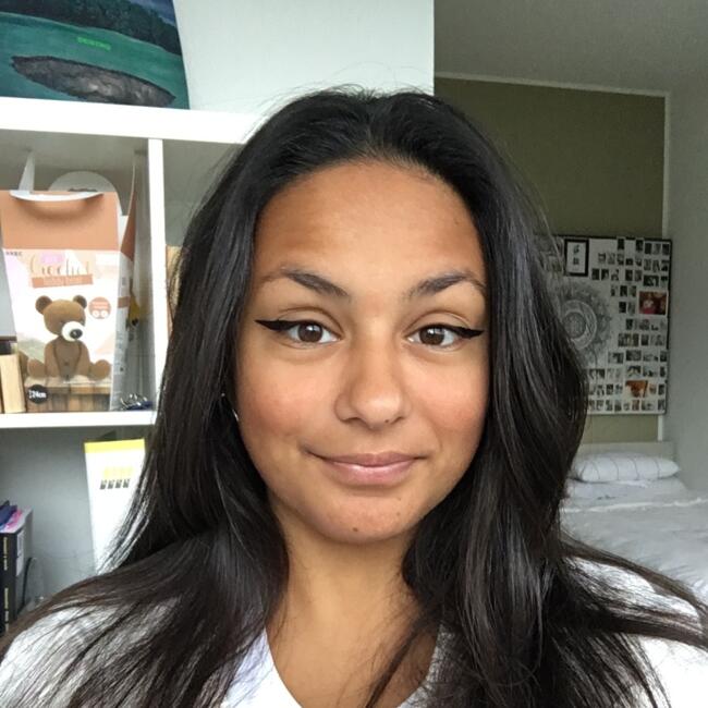 Babysitter in Fribourg: Sara