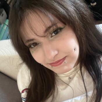 Babysitter Meaux: Immy Leina