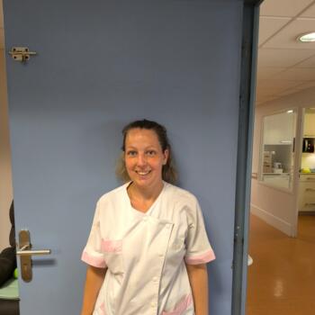 Nanny in Chilly: Cathy