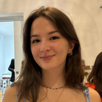 Babysitter in Aulnay-sous-Bois: Nell