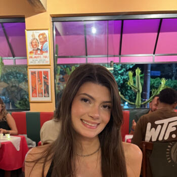 Babá Goiânia: Jordanna