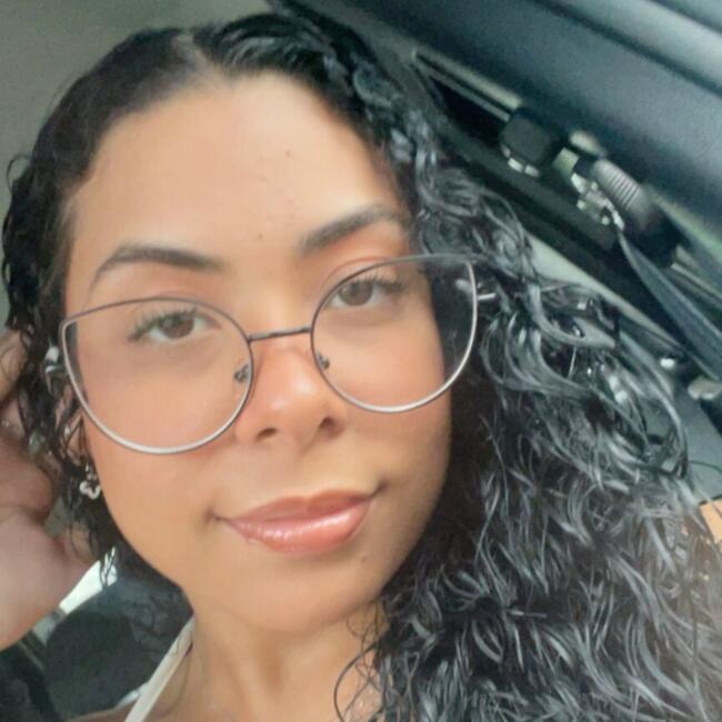 Babá em Guarujá: Geovanna