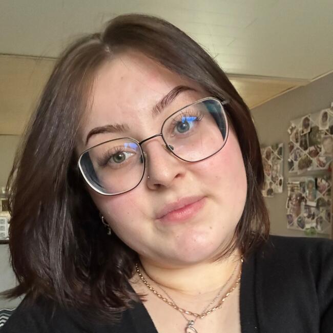 Babysitter in Bad Wünnenberg: Kyra