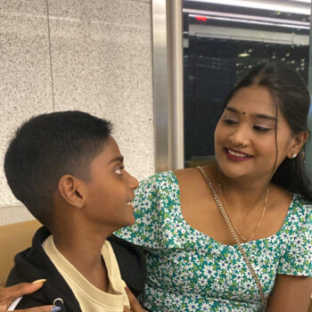 Pengasuh di Johor Bahru: Elizebeth