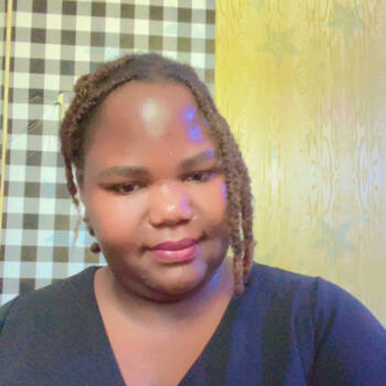 مربية أطفال دبي: Rebecca