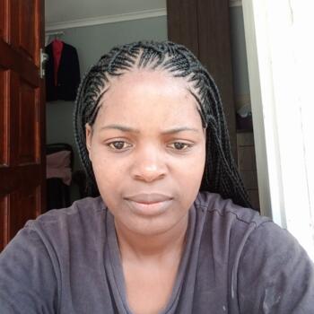 Babysitter Midrand: Nomvelo