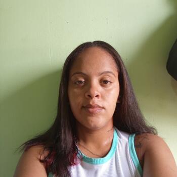 Babysitter in Recife: Jenifer