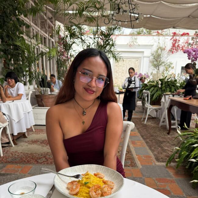 Babysitter in Callao: Treissy